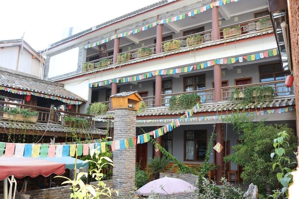 Lijiang Senior Leader Youth Hostel Екстериор снимка